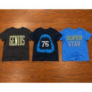 Peek..Aren't You Curious boys kids tshirts blue black shirts size 6/7 Medium